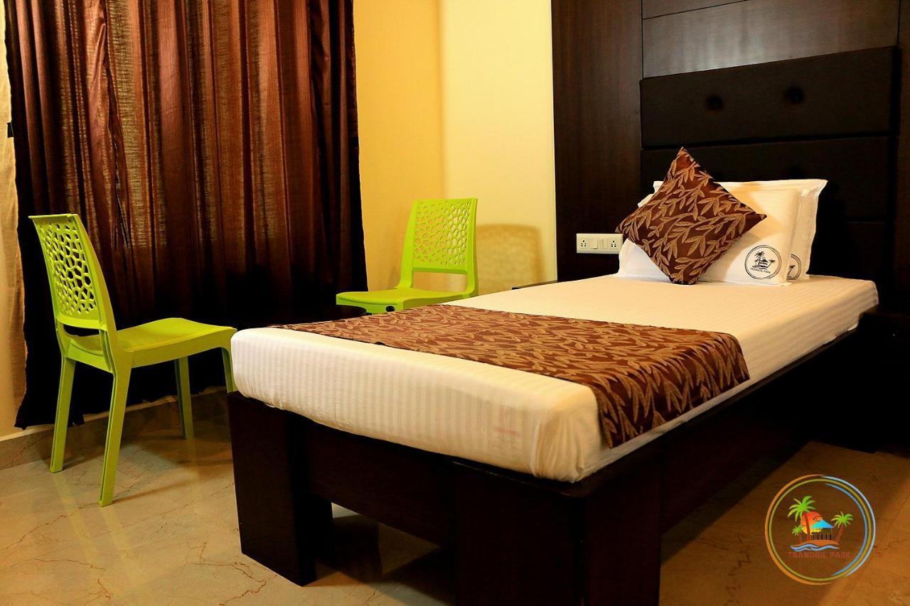 Tranquil Park Hotel Pondicherry Ngoại thất bức ảnh