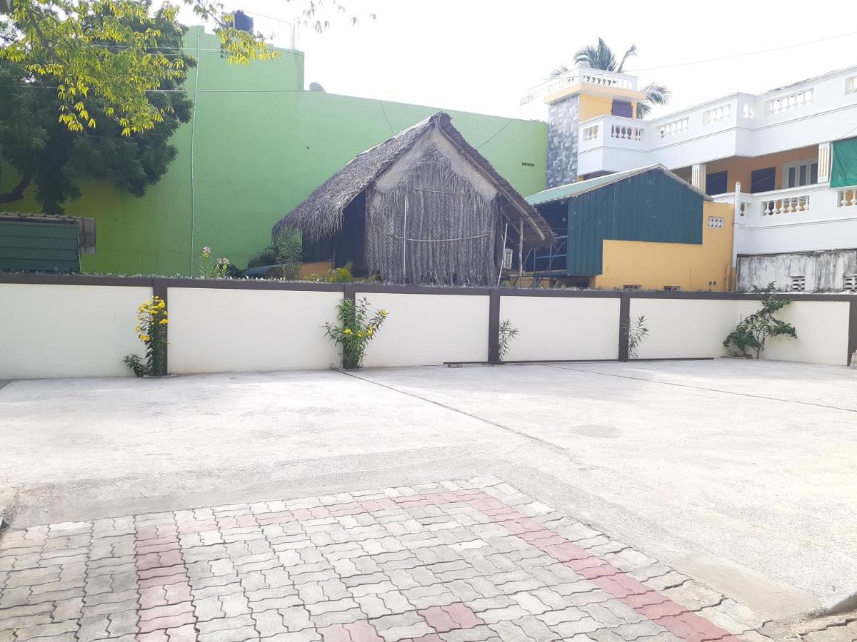 Tranquil Park Hotel Pondicherry Ngoại thất bức ảnh