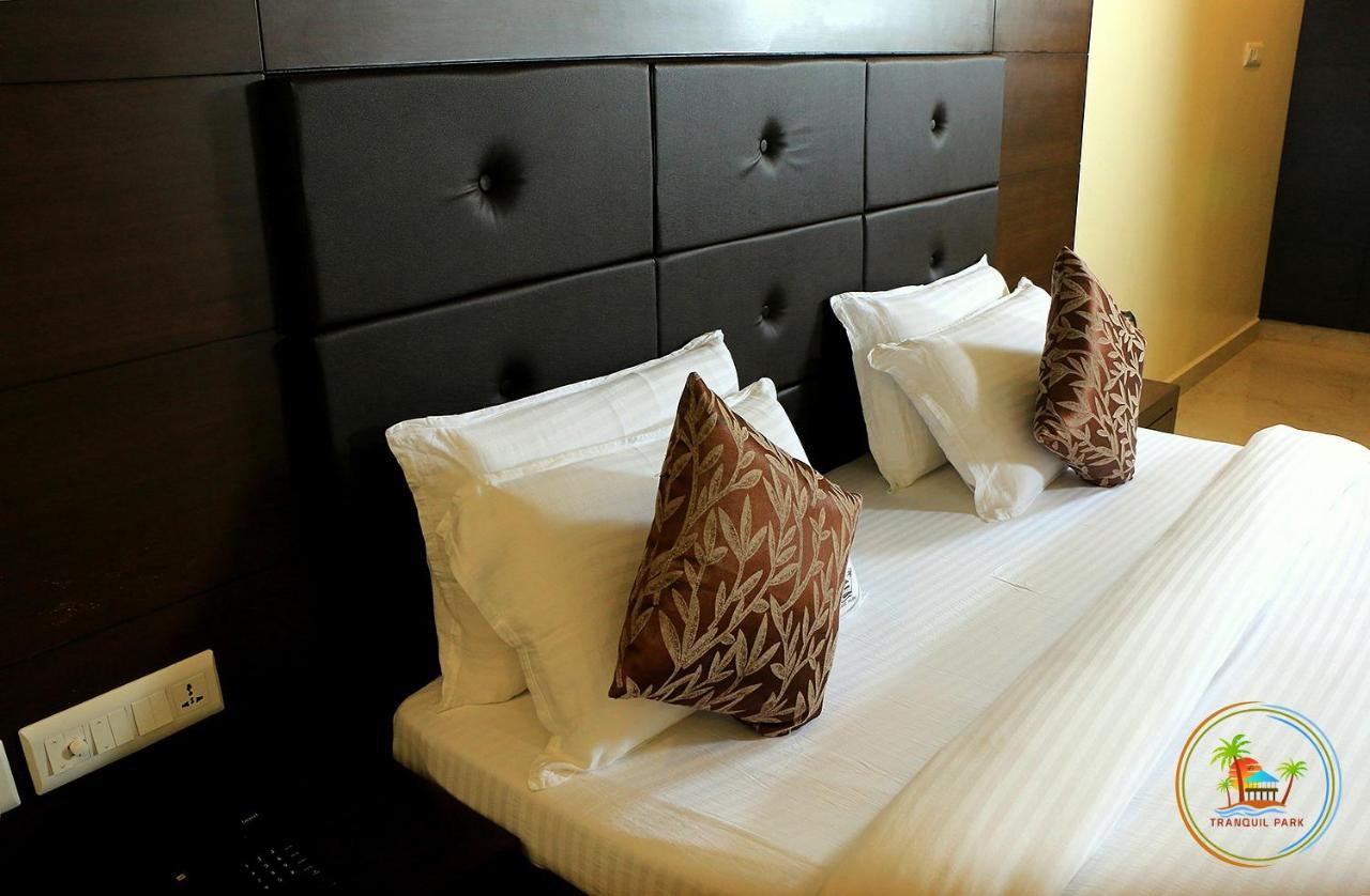 Tranquil Park Hotel Pondicherry Ngoại thất bức ảnh