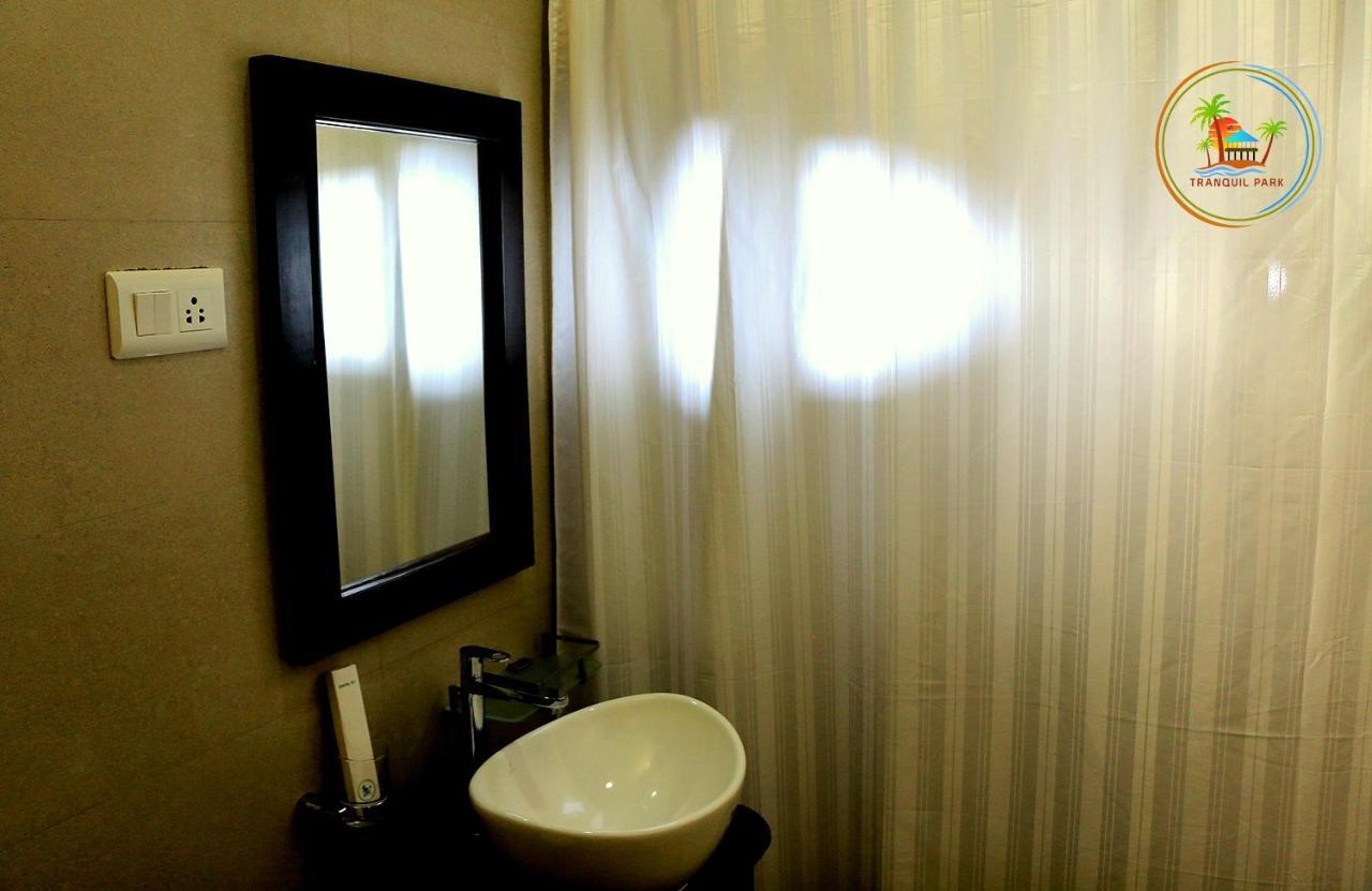 Tranquil Park Hotel Pondicherry Ngoại thất bức ảnh