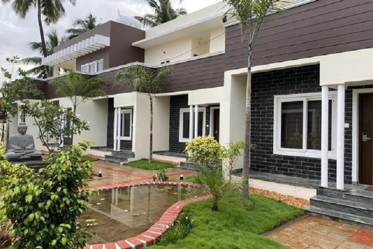 Tranquil Park Hotel Pondicherry Ngoại thất bức ảnh