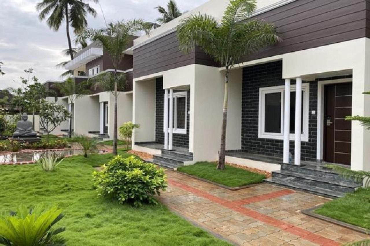 Tranquil Park Hotel Pondicherry Ngoại thất bức ảnh